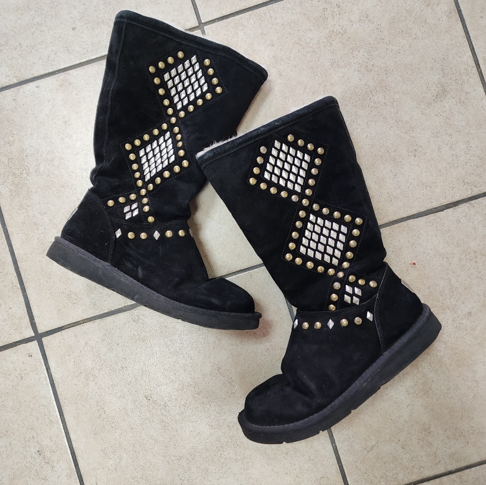UGG Avondale boots size 8 - Picture 2 of 12